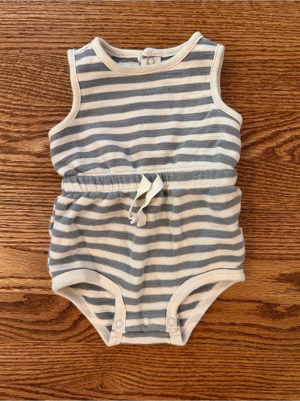 4-Piece Baby Girl Romper Bundle 6M | H&M, Old Navy & Little Planet | GUC